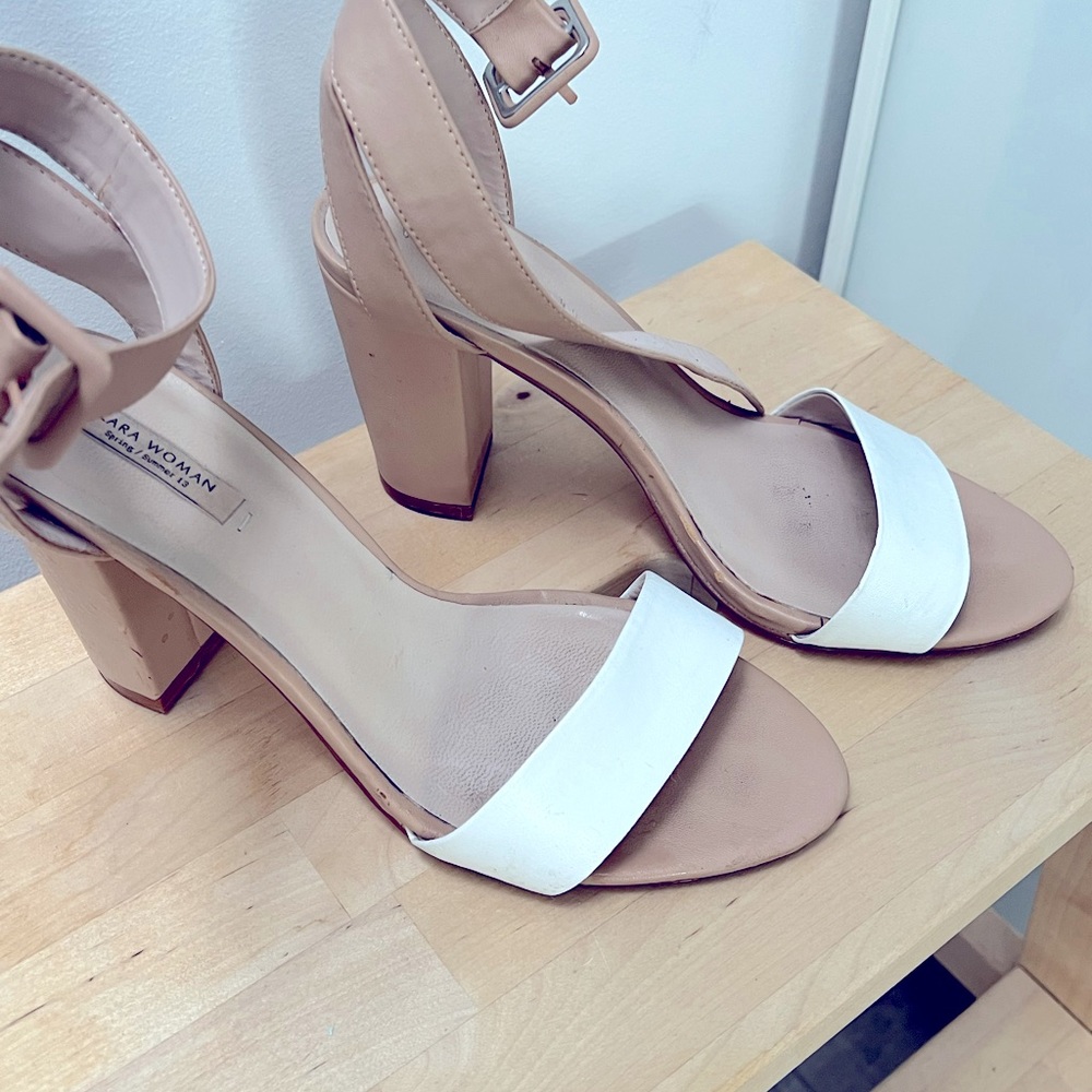 Zara. 2 tone white beige summer heel